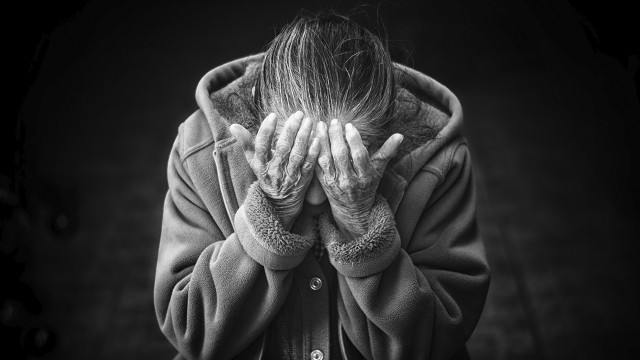 Ilustrasi seorang nenek Foto: Pixabay