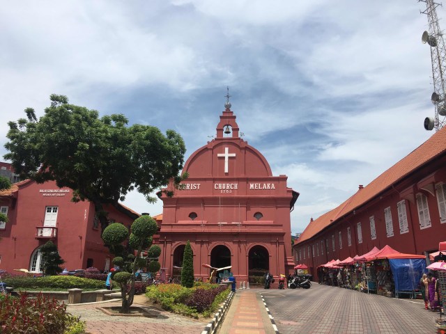 Perjalanan darat Indonesia ke Eropa: Berawal dari Dumai (2)