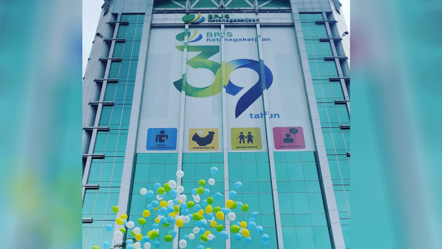 Gedung BPJS Ketenagakerjaan. (Foto: Instagram @whatever_u9)