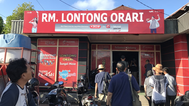 RM Lontong Orari (Foto: Stephanie Elia/kumparan)