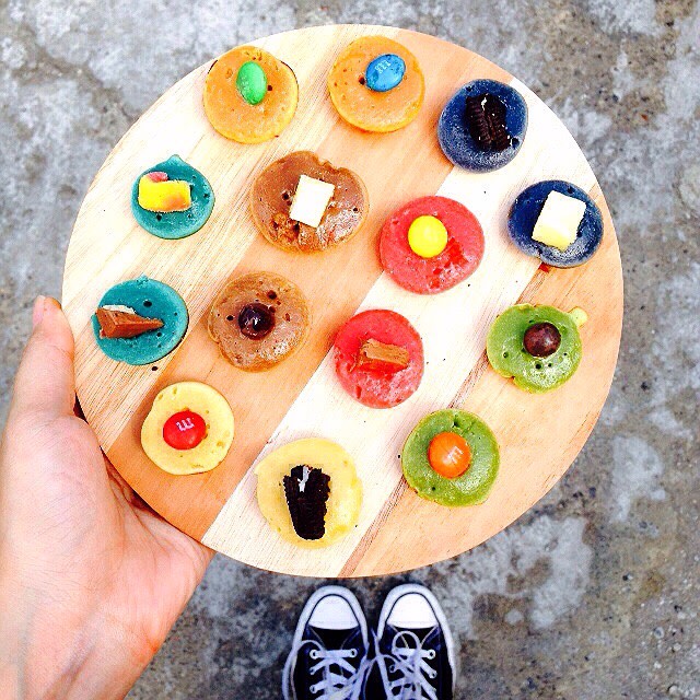Kue Cubit Warna-Warni Aneka Rasa