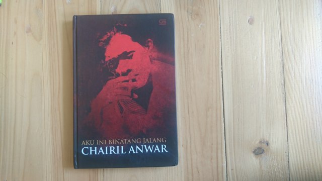 Buku "Aku ini Binatang Jalang" karya Chairil Anwar (Foto: Rina Nurjanah/kumparan)