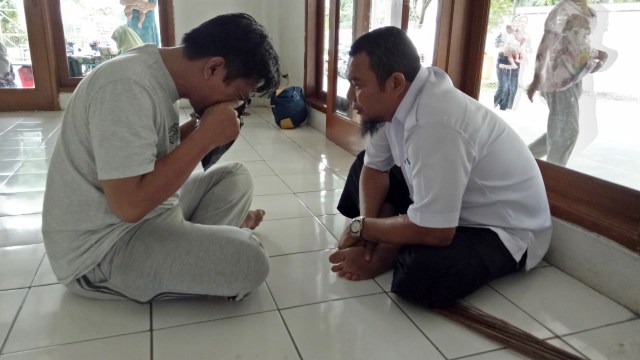 Proses rukiah. (Foto: Utomo Priyambodo/kumparan)