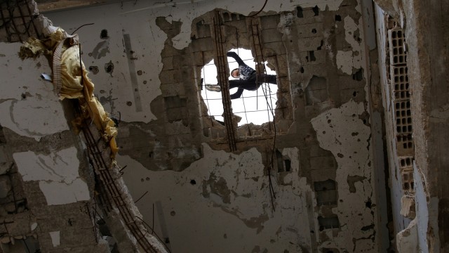 Parkour Mosul. (Foto: Reuters/Alaa Al-Faqir)