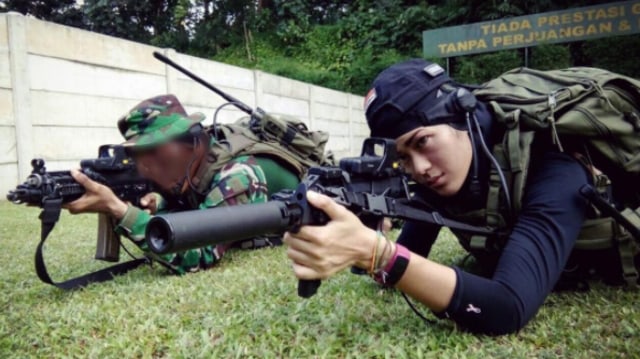 Prisia latihan militer sungguhan (Foto: Instagram @prisia)