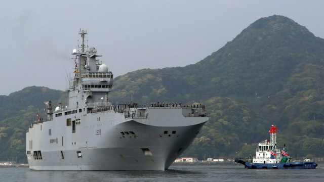 Kapal Amfibi Mistral (Foto: REUTERS/Nobuhiro Kubo)