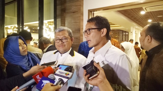 Ahmad Heryawan dan Sandiaga Uno. (Foto: Fahrian Saleh/kumparan)