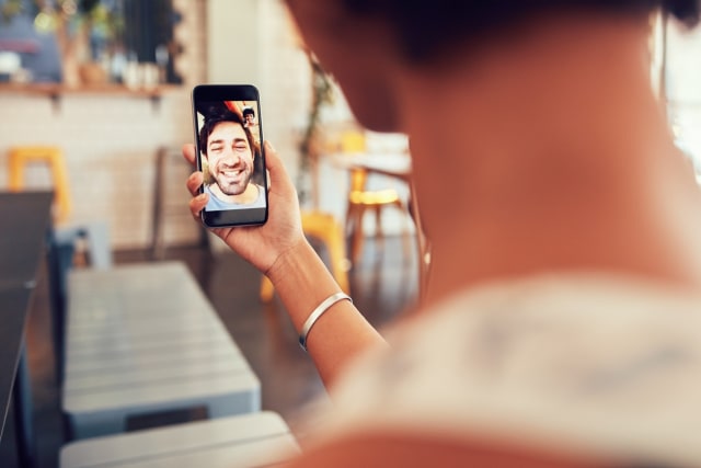 Lakukan Video Chat  (Foto: Thinkstock)