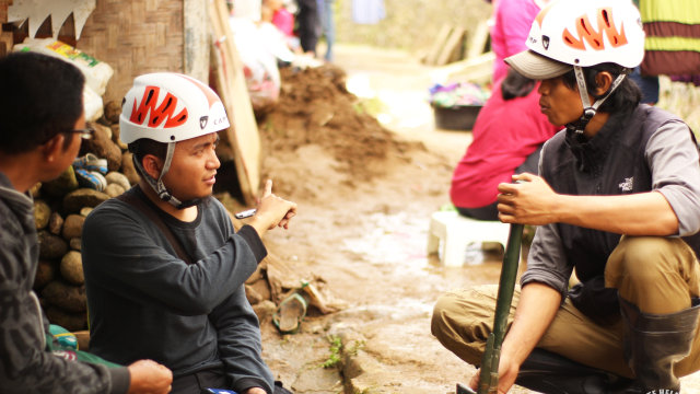 Aktivitas White Helmets Indonesia di Ciwidey (Foto: Dok. White Helmets Indonesia)