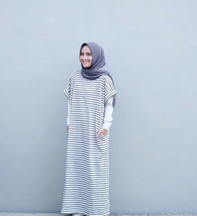 9 Ide Padu Padan Busana Inner Untuk Hijabers (11)
