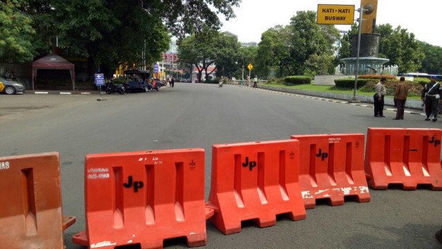Jalan samping Istiqlal ditutup di Aksi 55 (Foto: Anggi Dwiky/kumparan)