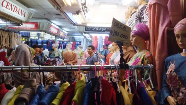 Suasana Pasar Tanah Abang Jelang Ramadhan (Foto: Nicha Muslimawati/kumparan)