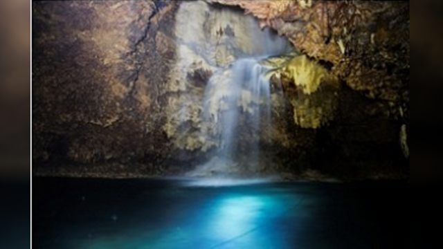 Goa Barat - Superman Big Sister (Foto: Instagram @terdalam_)