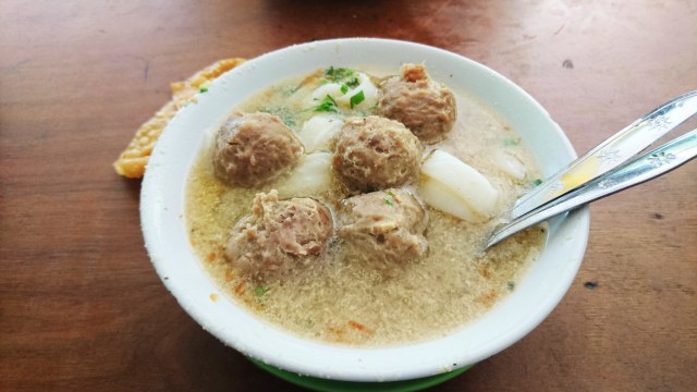 Bakso Enak dengan Kuah Kaldu Super Sedap di Jakarta.