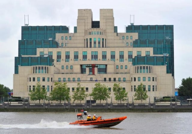 Kantor Agen Inggris MI6 di London (Foto: Toby Melville/Reuters)