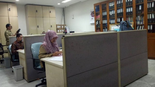 Suasana PNS Pemprov DKI di Balai Kota. (Foto: Johanes Hutabarat/kumparan)
