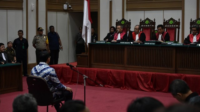 Sidang Vonis Ahok (Foto: REUTERS/Bay Ismoyo)