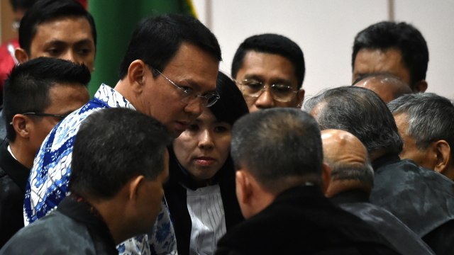 Ahok usai pembacaan vonis. (Foto: Reuters/Bay Ismoyo)