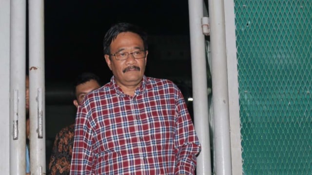 Djarot meninggalkan Rutan Cipinang (Foto: Fanny Kusumawardhani/kumparan)