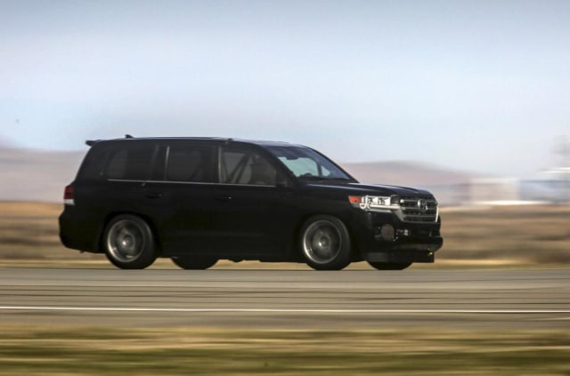 Toyota Land Cruiser Ini Memecahkan Rekor SUV Tercepat di Dunia