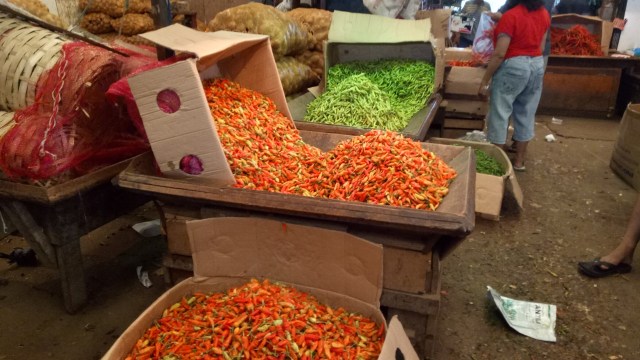 Cabai di Pasar Induk Kramat Jati (Foto: Novan Nurul Alam/kumparan)