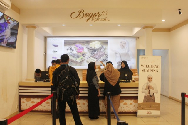 Jalan-jalan ke Bogor? Jangan Lupa Cobain Bolu Kekinian Ini! (4)