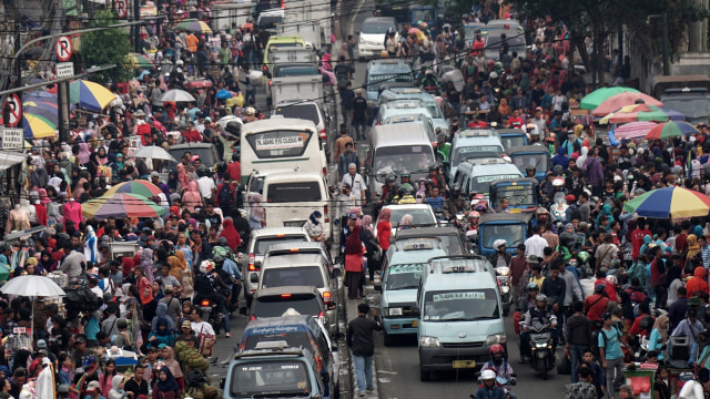 Suasana pasar Tanah Abang, Jakarta, Kamis (11/5) (Foto: Aditia Noviansyah/kumparan)