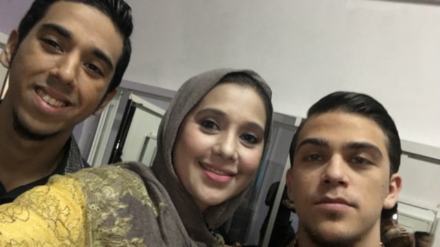 Anak Ayu azhari, Sean Azad (sebelah kanan)  (Foto: Twitter/@ayukhadijahazha )
