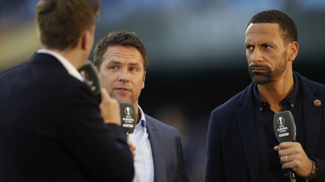 Ferdinand (kanan) geram dengan tim-tim Inggris. Foto: Reuters/Carl Recine