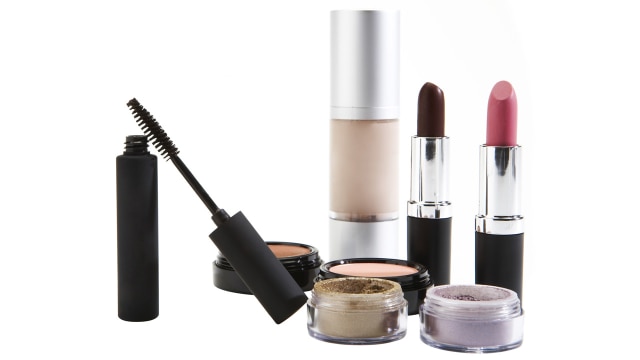 Make up juga bisa kedaluwarsa. (Foto: Thinkstock)
