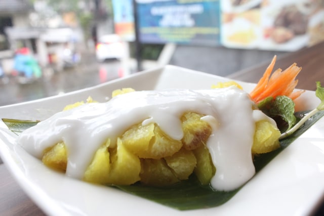 Lada Putih, Resto Mungil yang Menyediakan Thai Dessert Enak :) (2)