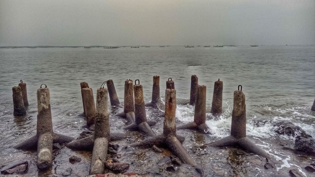 Mencari Hantu Aidit dan Kartosoewirjo di Pulau Tahanan (4)