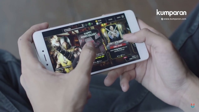 Ponsel Xiaomi Redmi Note 4. (Foto: Cornelius Bintang/kumparan)