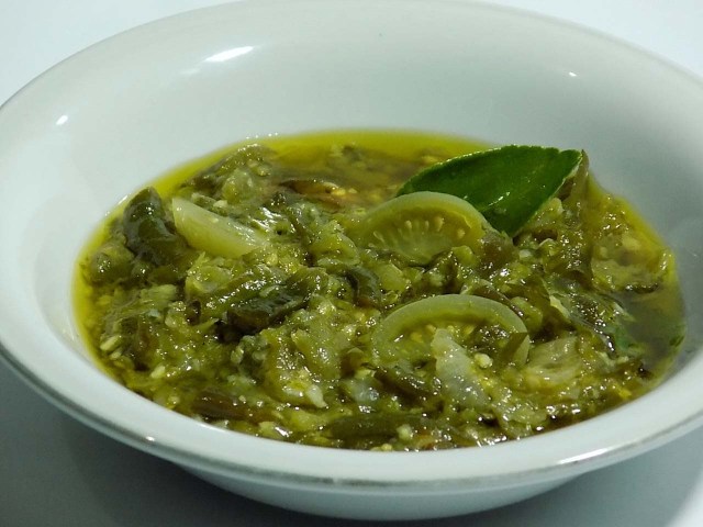 Pelengkap Masakan: Sambal Lado Hijau