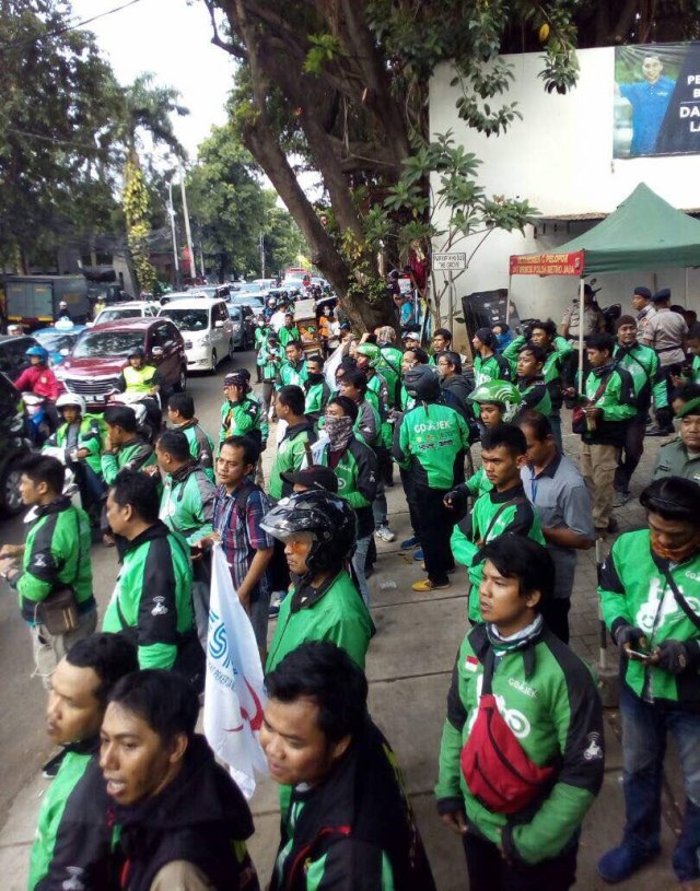 Demo di kantor Gojek. (Foto: Dok. Misbah)