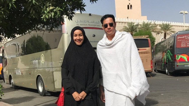 Kalina dan kekasihnya, Hendrayan. (Foto: Instagram @kalinaocktaranny)