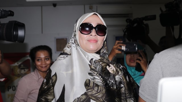 Firza Husein di Polda Metro Jaya (Foto: Fanny Kusumawardhani/kumparan)