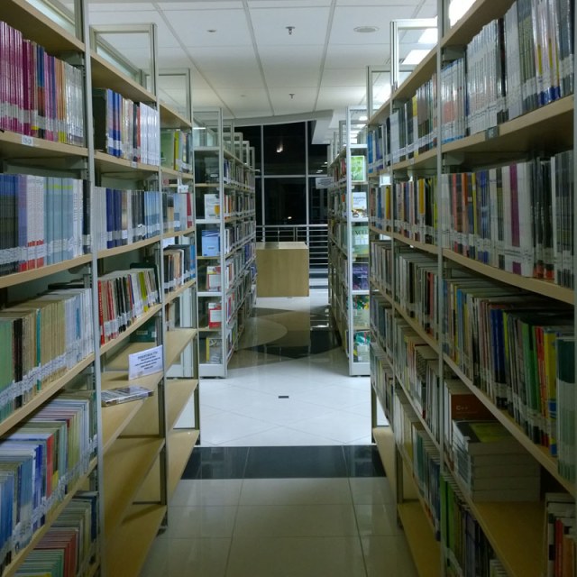 Deretan buku-buku di Perpustakaan Nasional (Foto: perpusnas.go.id)