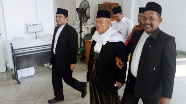 Ma'ruf Amin di Balai Kota. (Foto: Johanes Hutabarat/kumparan)