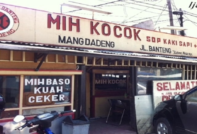 Mie Kocok Mang Dadeng, Sanggup Mengocok Lidah (1)