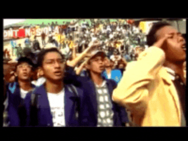 Aksi Mahasiswa 1998 (Foto: Youtube/film dokumenter gerakan mahasiswa)