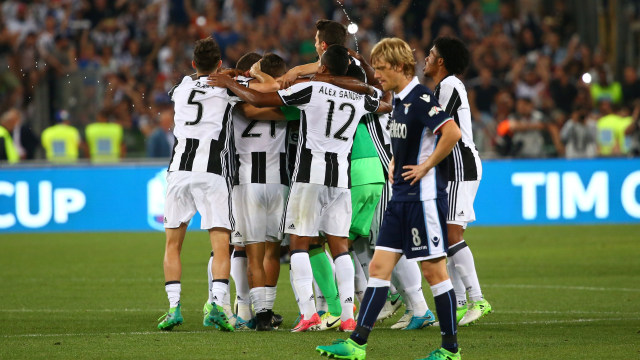 Juventus menang atas Lazio. (Foto: Reuters/Alessandro Bianchi)