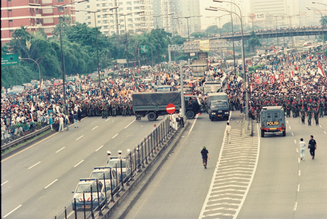 Mei 1998. (Foto: Muhammad Firman Hidayatullah)