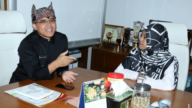 Abdullah Azwar Anas dan Afi Nihaya Faradisa (Foto: Dok. Humas Pemkab Banyuwangi)