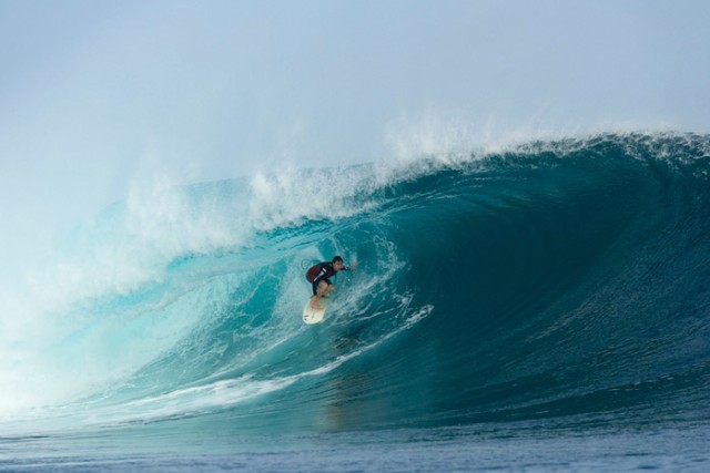 3 Lokasi Surfing Terbaik di Pulau Jawa  (1)