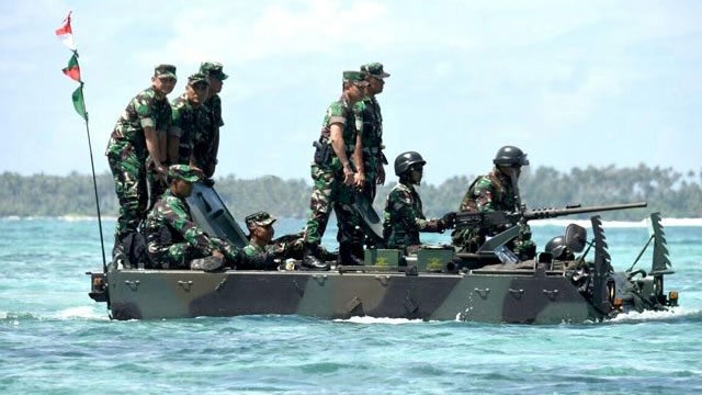 Panglima TNI dan KSAD di Natuna (Foto: tniad.mil.id)