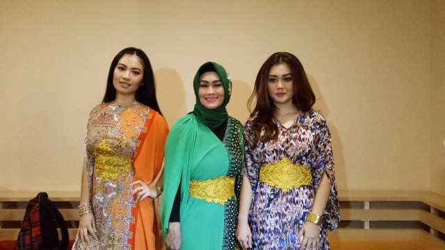 Keluarga Jupe saat ditemui di Kawasan Kebun Jeruk (Foto: Yurika Kencana/kumparan)