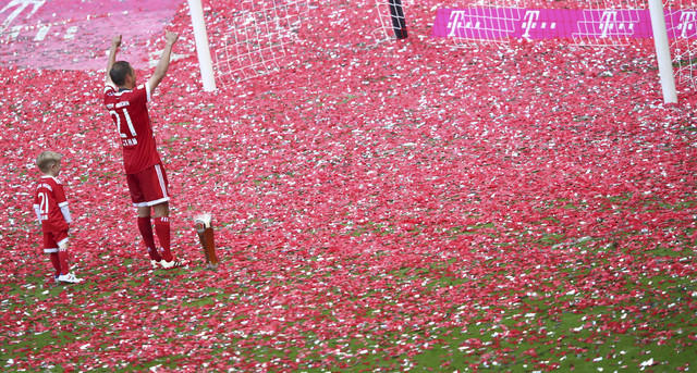 Philipp Lahm di laga pamungkasnya (Foto: Michael Dalder/ Reuters )