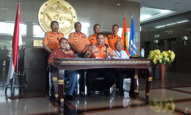 Jumpa pers Basarnas soal kapal terbakar (Foto: Johanes Hutabarat/kumparan)