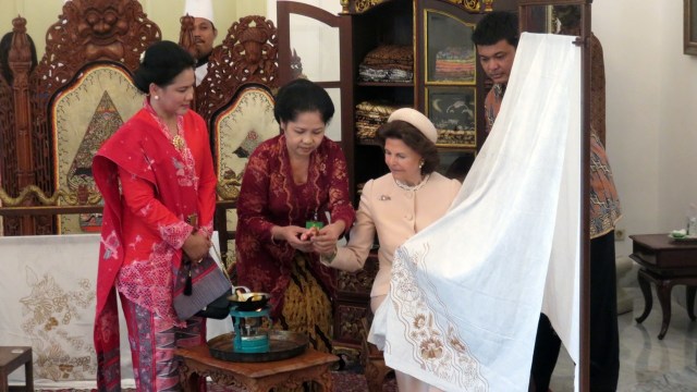 Iriana Jokowi dan Ratu Swedia (Foto: Yudhistira Amran/kumparan)
